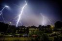 Met Office hour-by-hour forecast as thunderstorms hit London