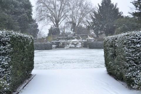 Snow at Twickenham Riverside