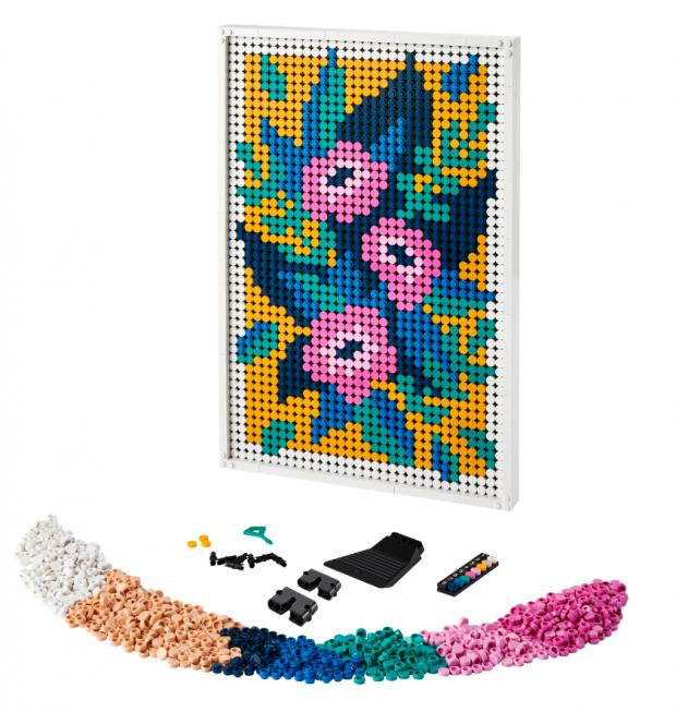 Richmond and Twickenham Times: LEGO® Art Floral Art Set. Credit: LEGO