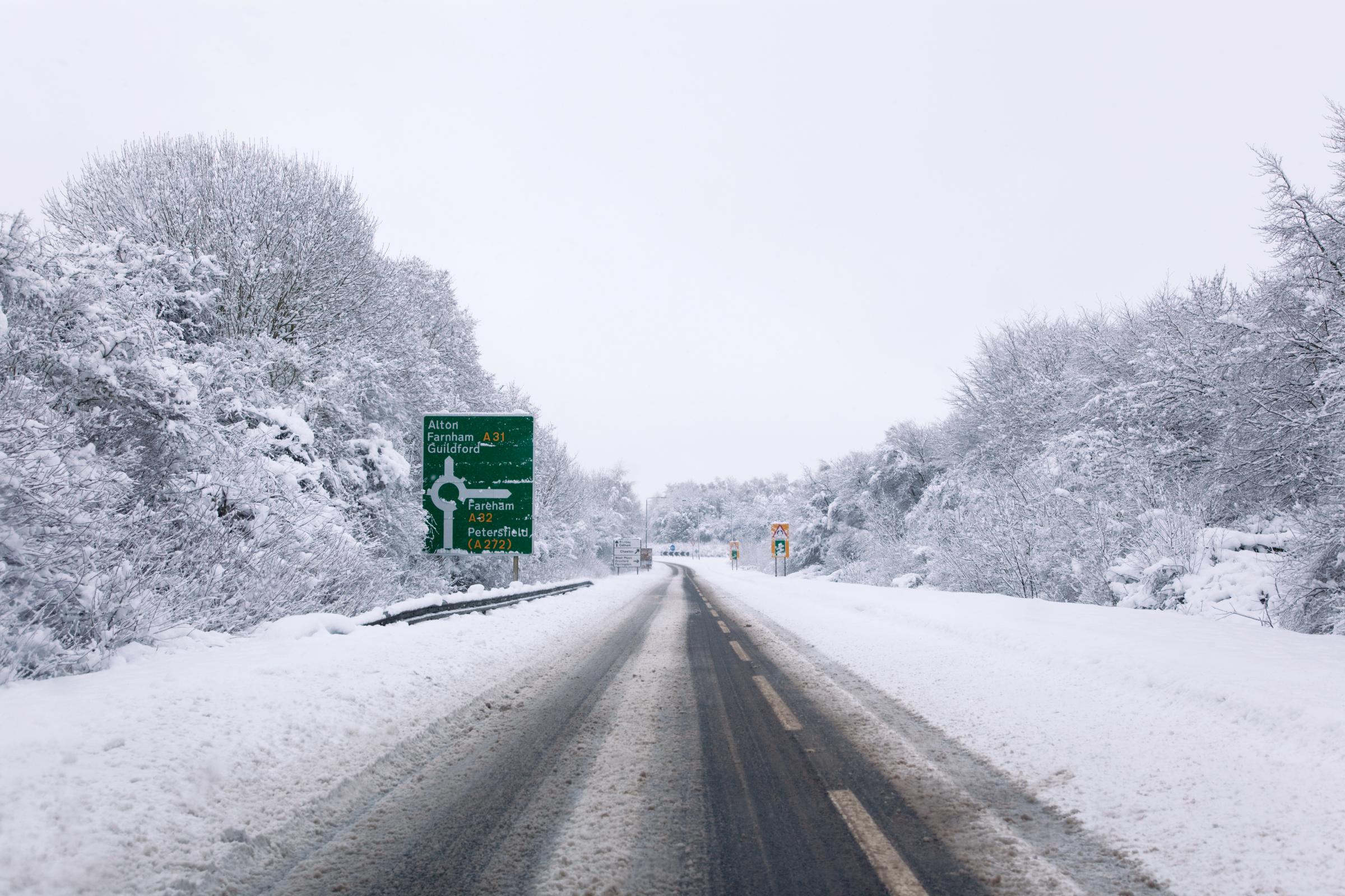 10 top tips for driving in snow and icy conditions | Richmond and Twickenham Times - Vimarsana News