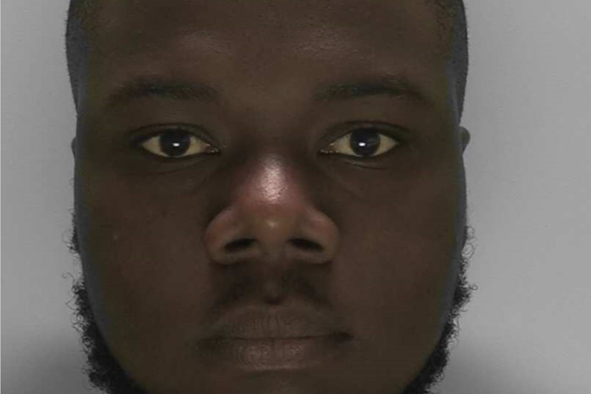London Gatwick Airport abusive vaping passenger jailed | Richmond and Twickenham Times - Vimarsana News