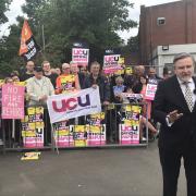 MP Barry Gardiner at UCU rally outside Richmond upon Thames College (photo: UCU)